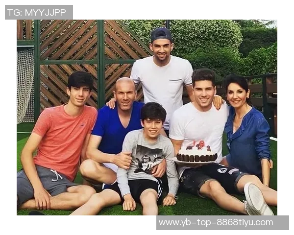 阿尔及利亚国家队公布新名单马赫雷斯本塞拜尼领衔齐达内之子卢卡入选 阿尔及利亚国家队公布新名单马赫雷斯本塞拜尼领衔齐达内之子卢卡入选